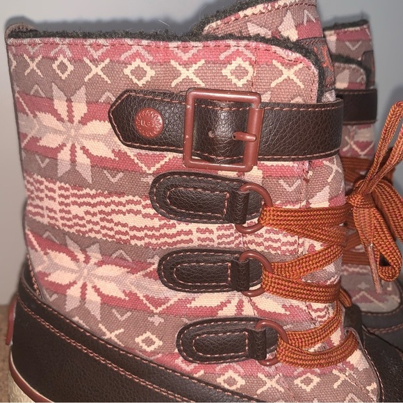 UGG Brown Decatur Nordic Snowflake Winter Boots 9 - Picture 8 of 13